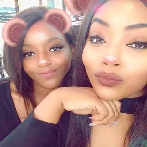 Meet your Posher, April